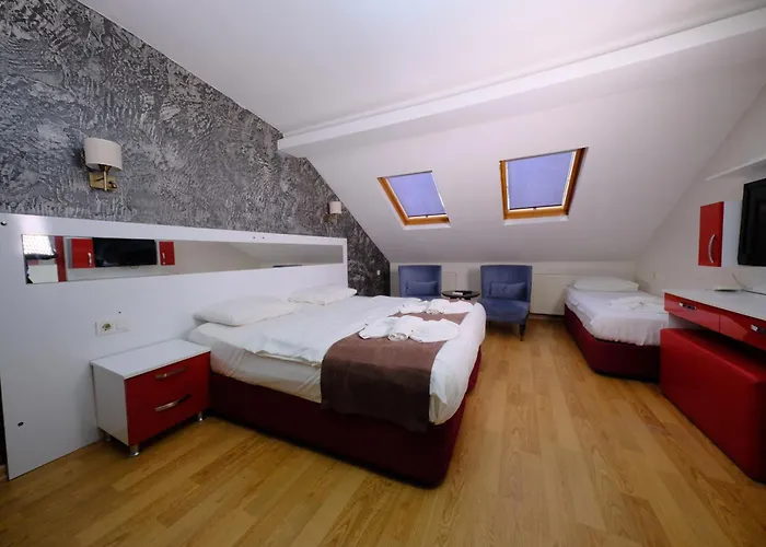 Aparthotel Ottogreensuit 3*