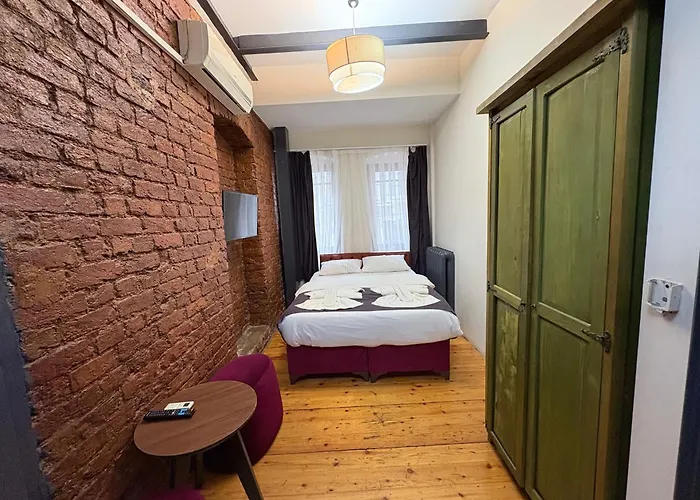 Ottogreensuit Aparthotel 3*